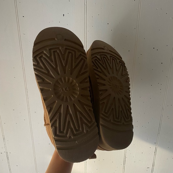 SOLD - Picture 4 of 4